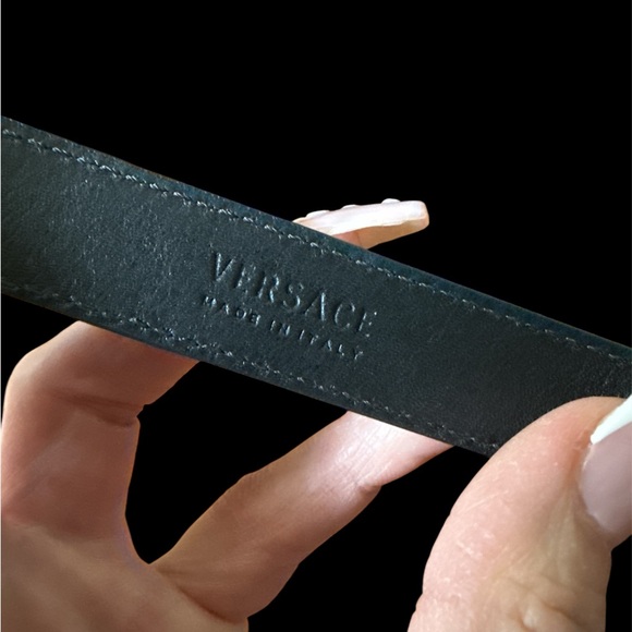 Versace Gold Medusa adjustable leather bracelet! NIB! - Picture 7 of 8